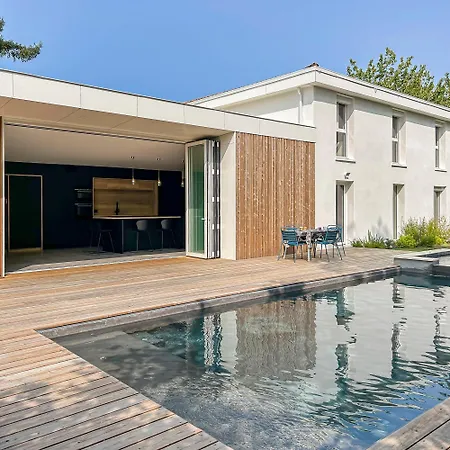 D'exception Avec Piscine A Villa