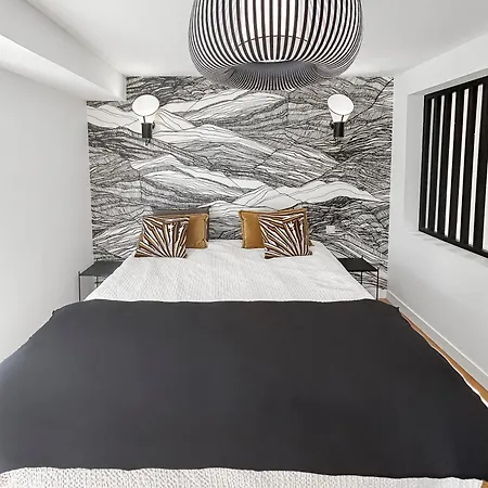 D'exception Avec Piscine A Villa