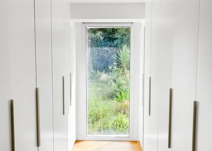 Calme Avec Piscine Et A Proche Hopital Tram Et Parc D Activite Mérignac