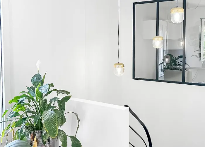 Villa Calme Avec Piscine Et A Proche Hopital Tram Et Parc D Activite Mérignac